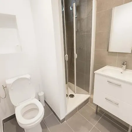 Cosy Avec Ascenseur 16 - 2 Personnes *
